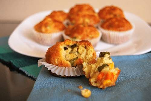 Bánh muffin rau củ mới lạ và hấp dẫn