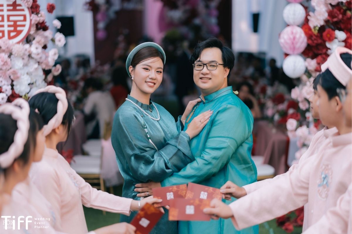 Kinh nghiệm khi thuê áo dài cưới tại các địa chỉ ở Hà Nội (Ảnh: Tiff.vn)
