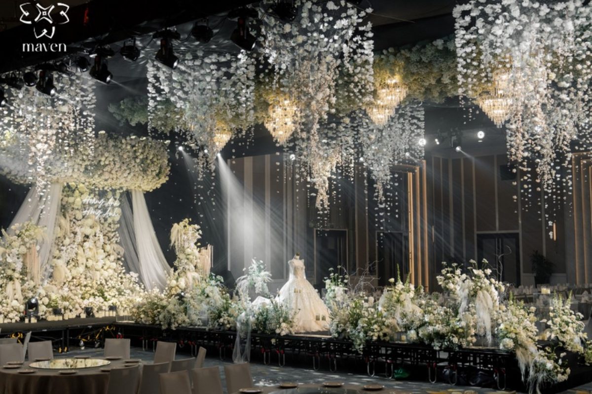 Địa điểm tổ chức đám cưới phong cách Whimsical & Sparkling, từ sân vườn mộng mơ đến phòng tiệc lấp lánh sang trọng. (Ảnh: Sưu tầm)