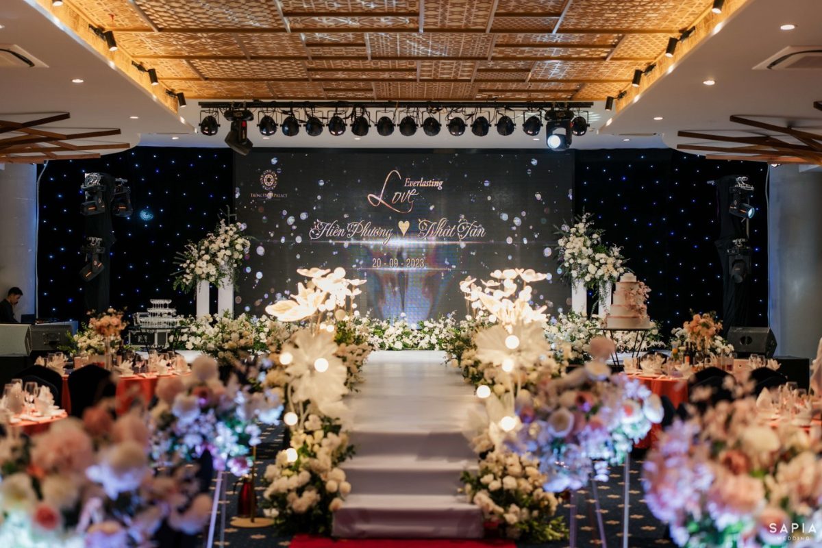 Bay bổng và lấp lánh – Le Jardin là nơi thổi hồn cho mọi concept đám cưới. (Ảnh: Sưu tầm)