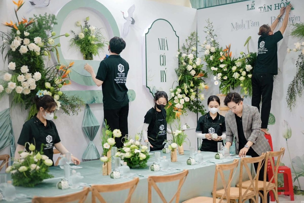 Các hạng mục công việc chính của nghề trang trí tiệc cưới, từ tư vấn đến thi công hoàn thiện không gian. (Ảnh: Sưu tầm)