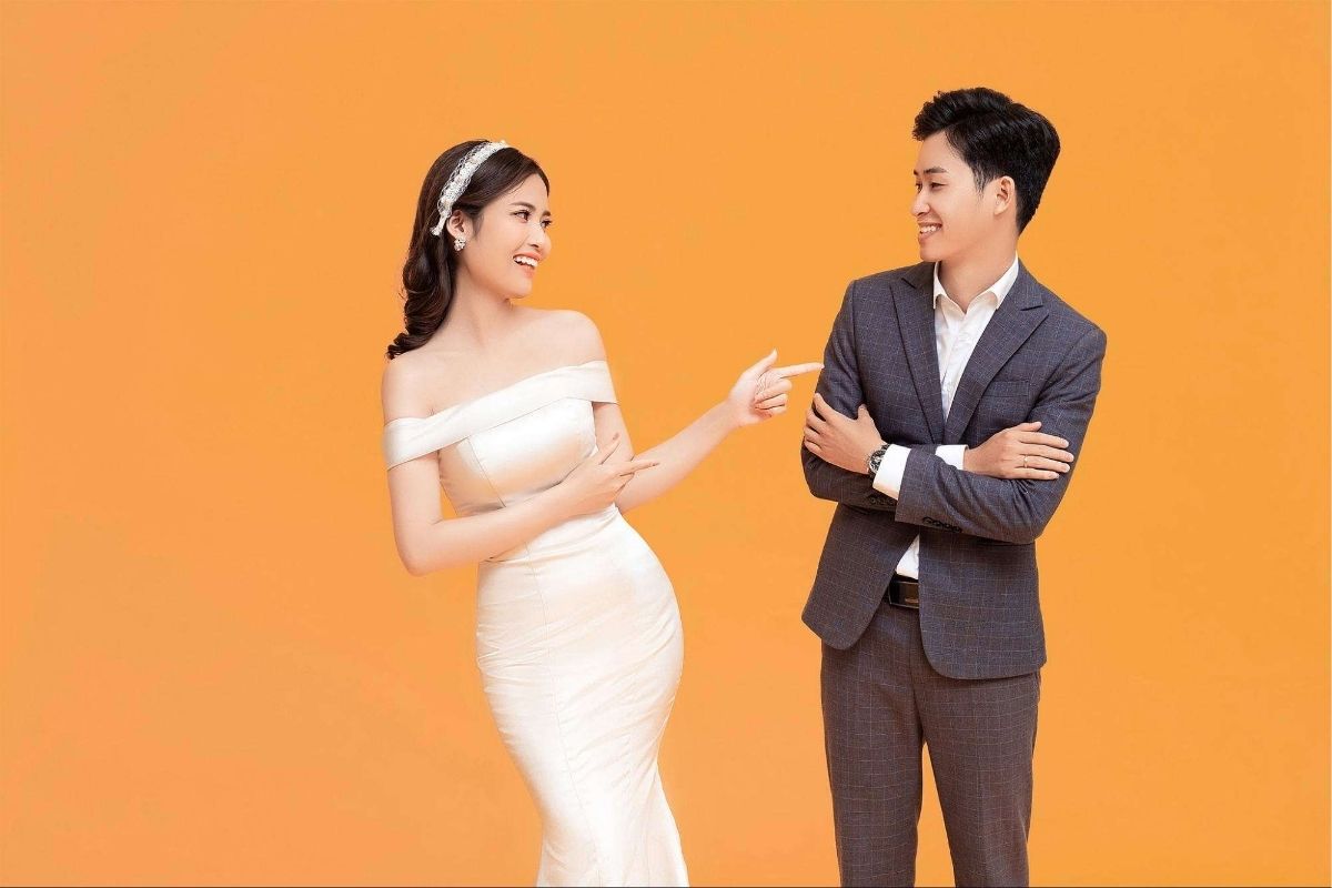 Studio chụp ảnh cưới là giải pháp cho nhiều cặp đôi (Ảnh: Sưu tầm)