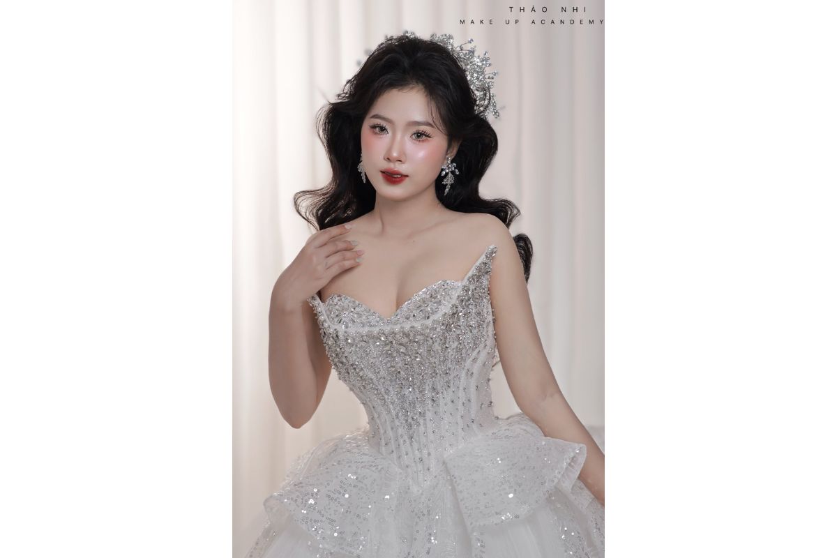 Thảo Nhi tạo kiểu linh hoạt từ đơn giản đến cầu kỳ theo sở thích (Ảnh: Sưu tầm)