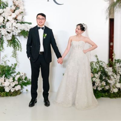 đón khách trong ngày cưới