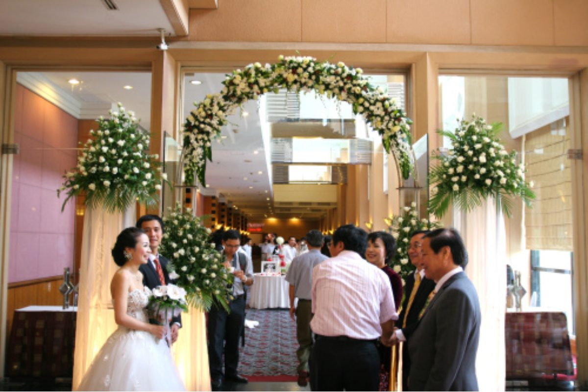 Đón khách trong đám cưới (Ảnh: sưu tầm) 