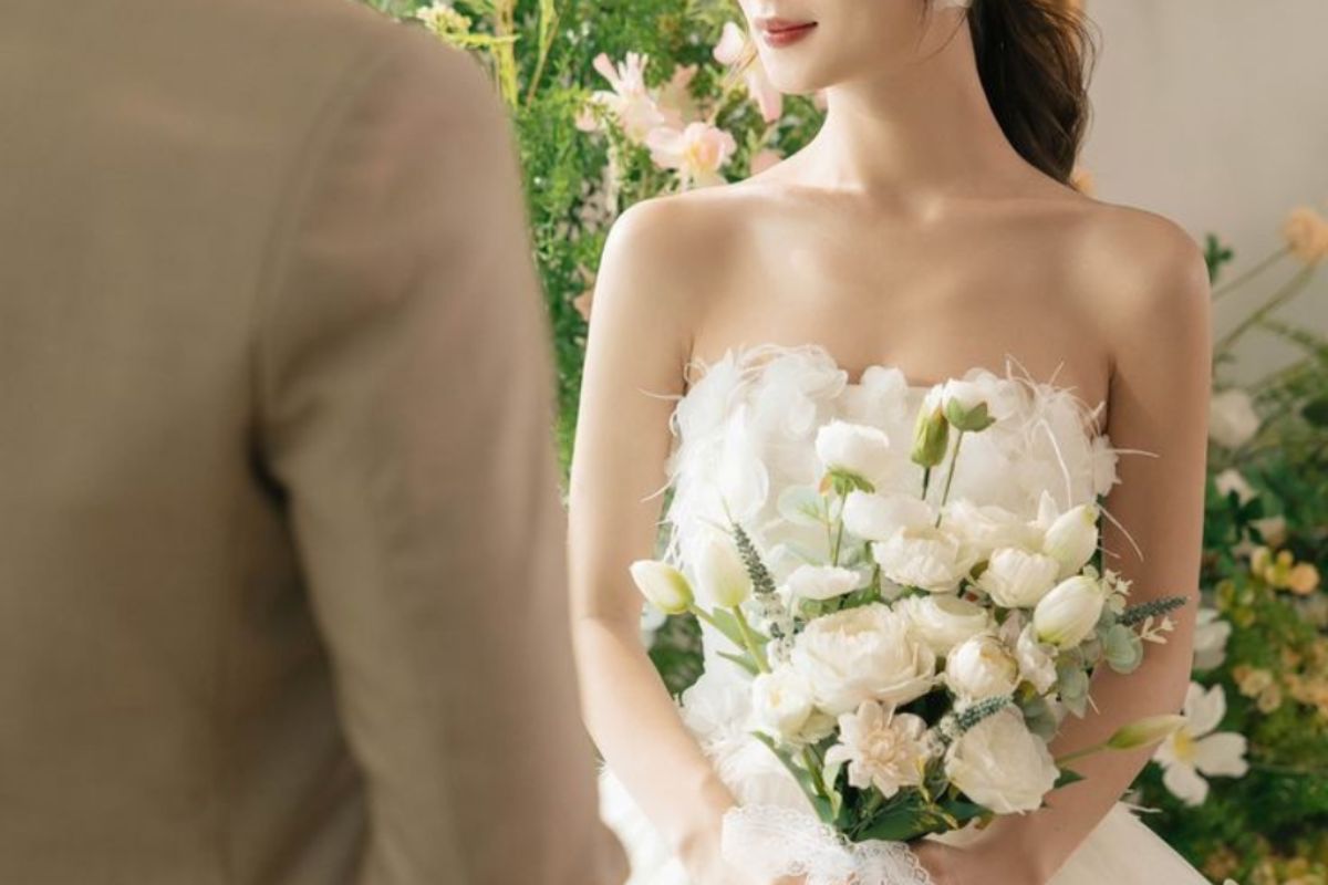 Nghi thức đổi hoa cưới là một phong tục đẹp và mang nhiều ý nghĩa (Ảnh: Sưu tầm) 