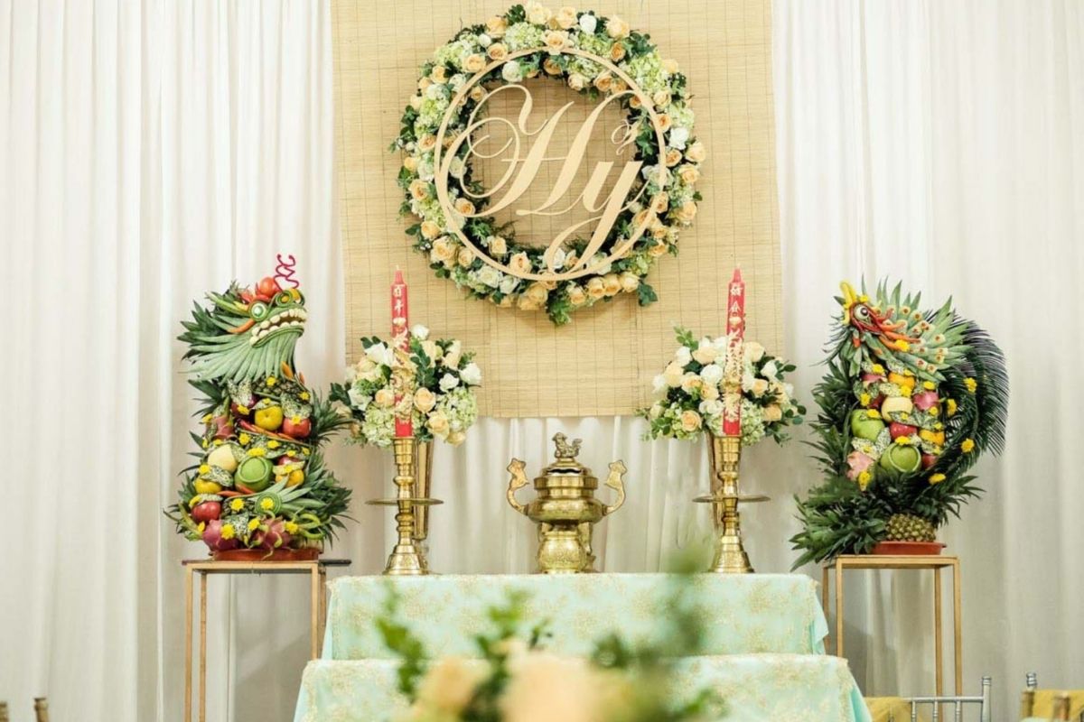 Hình ảnhSắp xếp bàn gia tiên chu đáo đúng phong thủy (Ảnh: Sưu tầm)