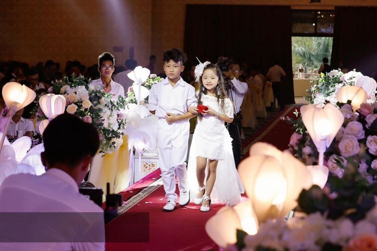 Những lưu ý khi rải hoa trong đám cưới (Ảnh: Sưu tầm)