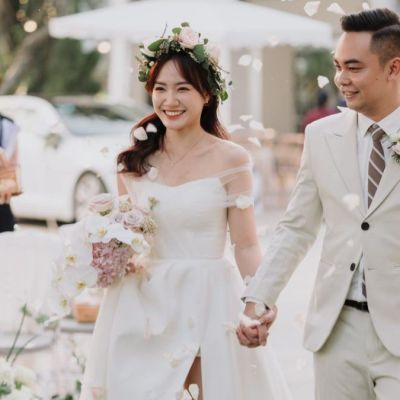 hoa tươi cài tóc cô dâu