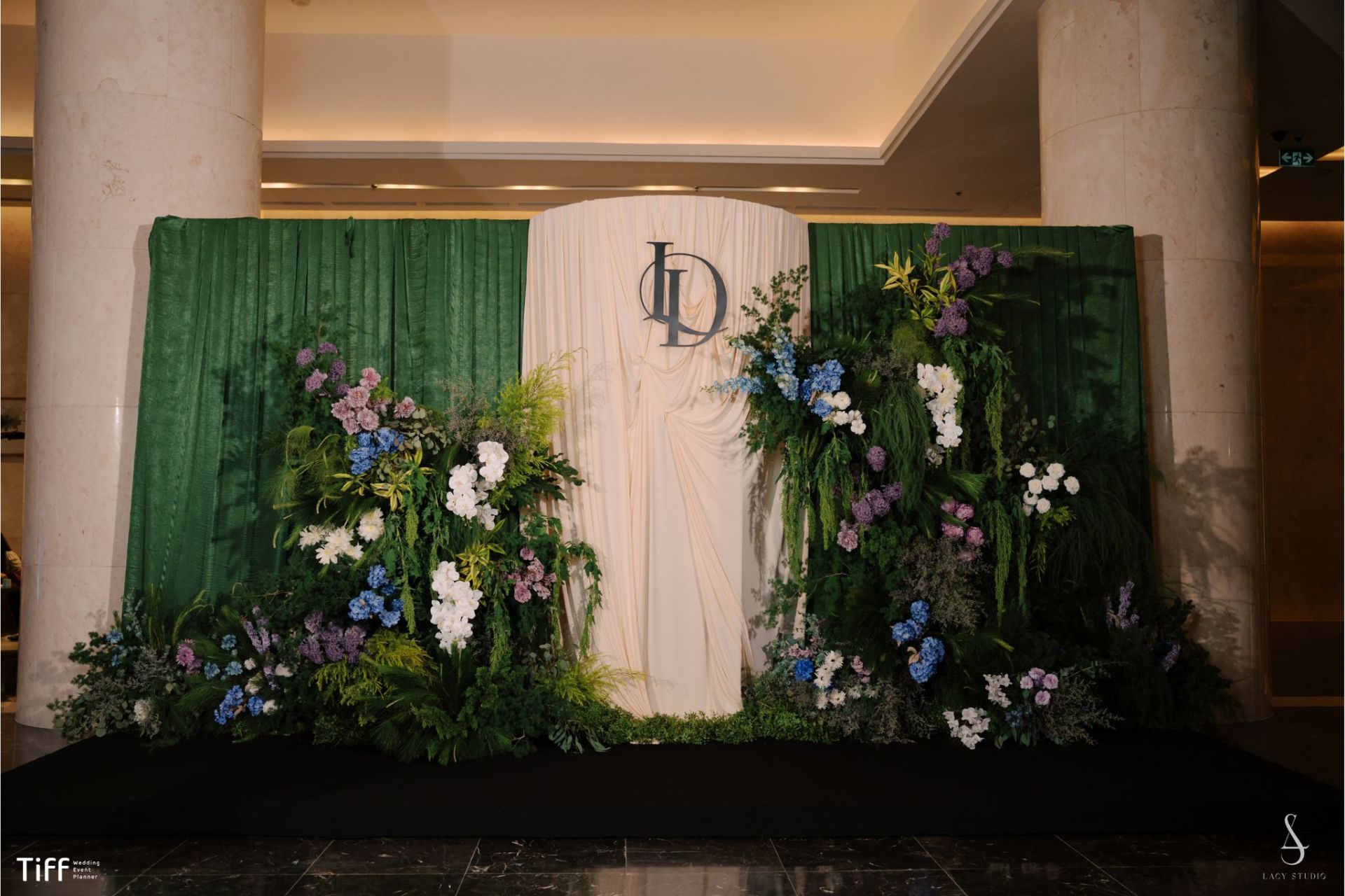 trang-tri-tiec-cuoi-duong-linh-tai-jw-marriott-hotel-hanoi