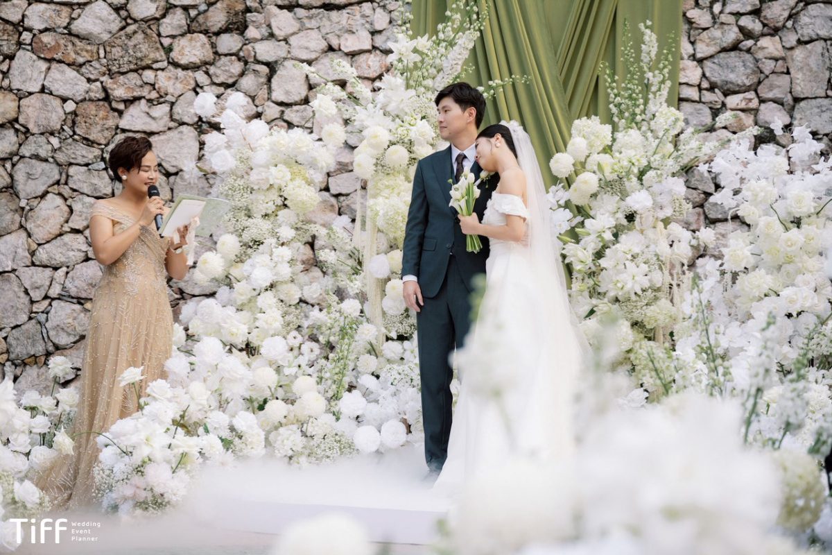 Ý nghĩa vinh hiển trong hôn nhân, thể hiện qua sự thấu hiểu, yêu thương và cùng nhau trưởng thành trong cuộc sống vợ chồng. (Ảnh: TIFF.vn)