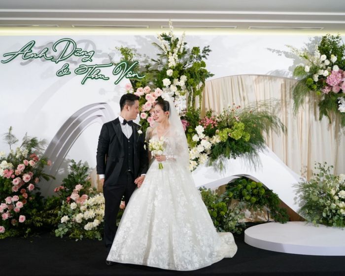 Điều phối tiệc cưới Dũng & Vân tại Sheraton Hanoi Hotel