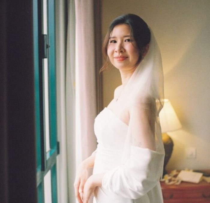 vợ chồng mới cưới nằm giường cũ