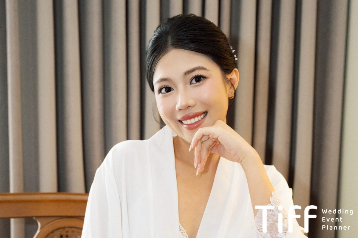 Làn da cô dâu rạng rỡ trong ngày cưới nhờ chăm sóc đúng cách. (Ảnh: TIFF.vn) 