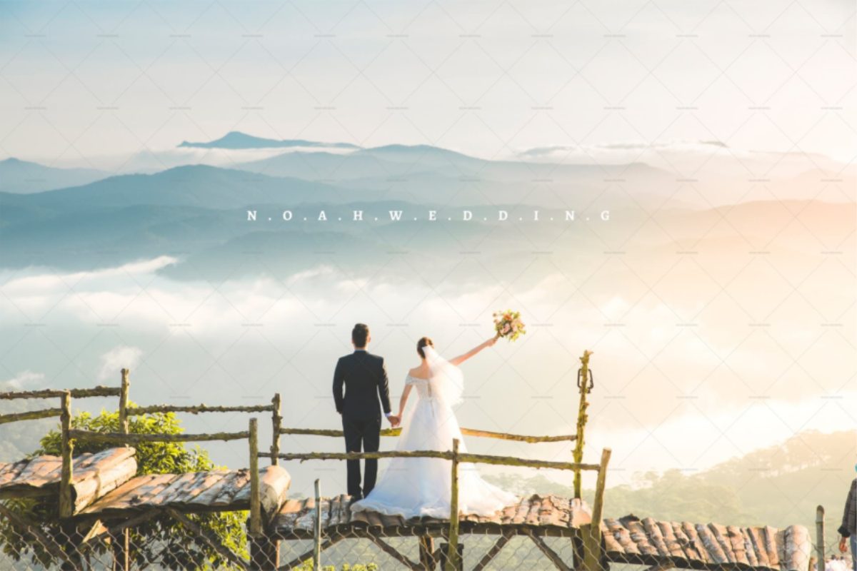 Đường dẫn cầu gỗ tạo cảm giác huyền ảo và sang trọng, như bước lên thiên đường. (Ảnh: Sưu tầm)
