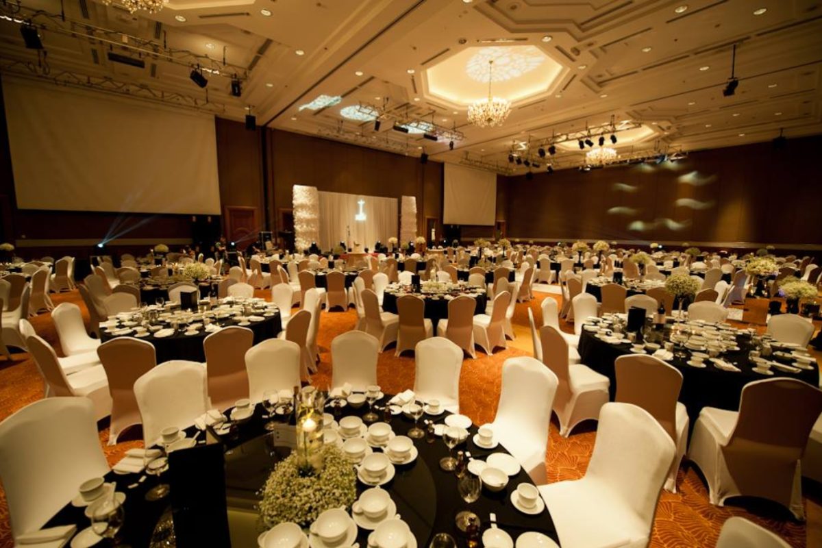 Phòng Sông Đà tại Sheraton – không gian tiệc cưới trong nhà ấm cúng, tinh tế, phù hợp tiệc cưới thân mật và riêng tư. (Ảnh: Sưu tầm)