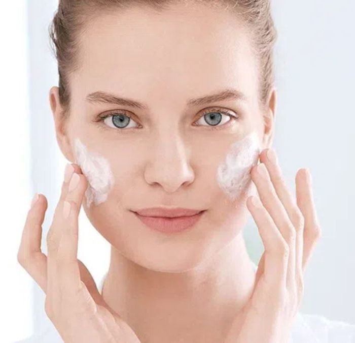 cách xử lý da cháy nắng trước ngày cưới