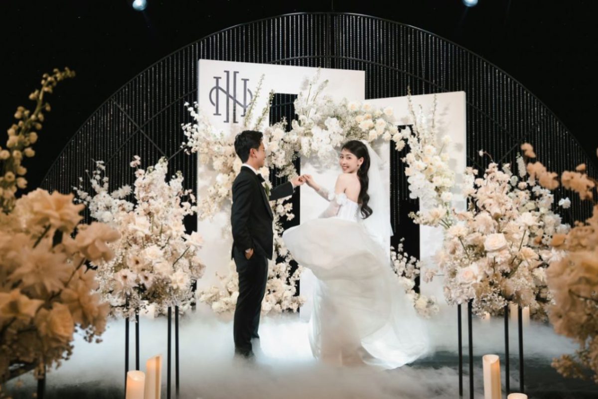 Không gian tiệc cưới sang trọng với bàn ăn phục vụ theo thực đơn đã chọn. (Ảnh: TIFF.vn)