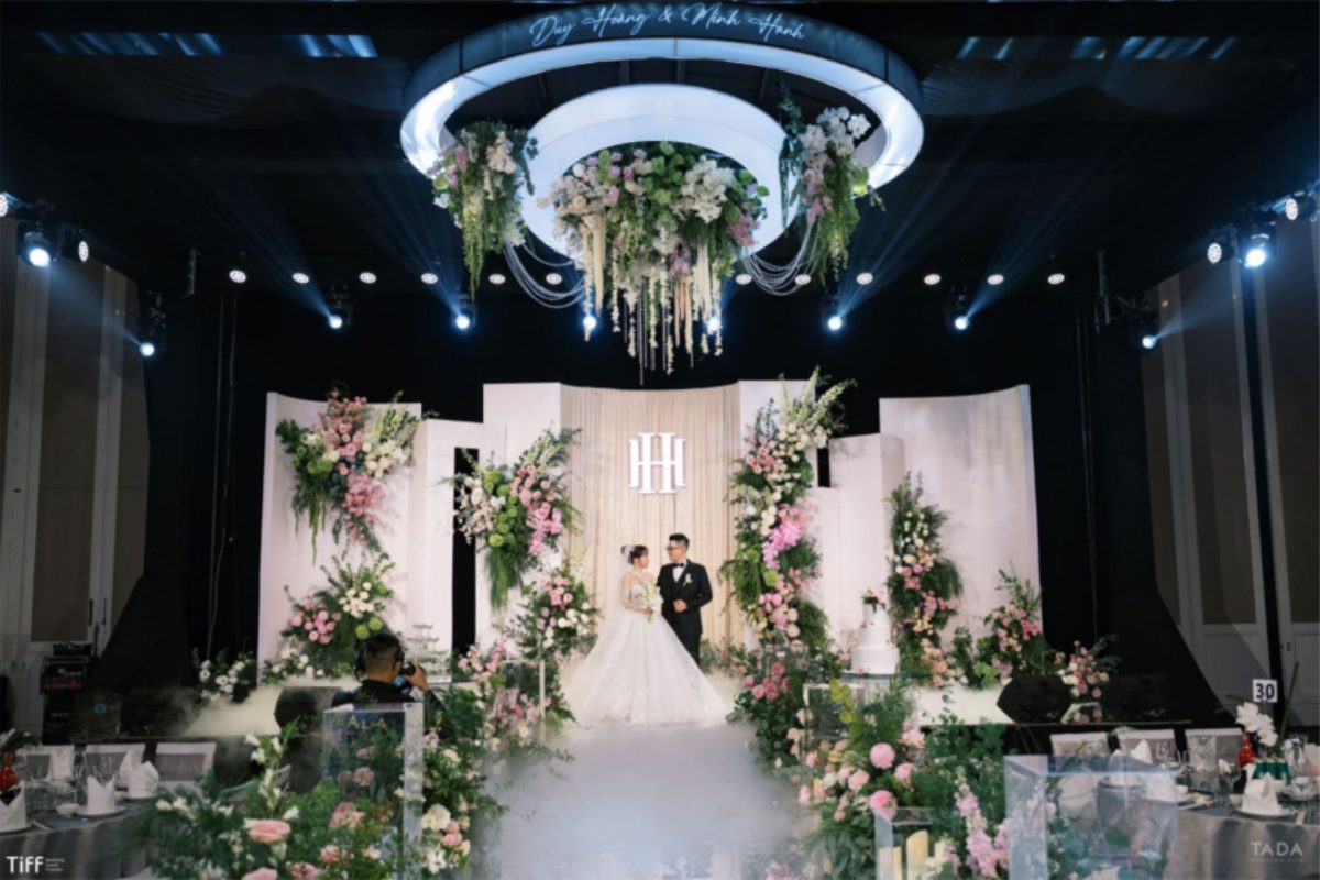 Với những mẹo nhỏ này, nhạc first dance cho đám cưới sẽ trở thành một phần không thể thiếu trong bức tranh hạnh phúc của ngày trọng đại. (Ảnh: TIFF.vn)