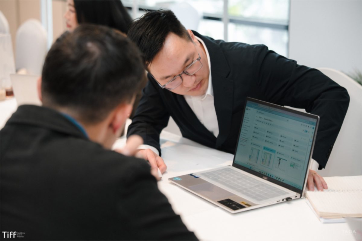 Chọn công ty hay freelancer phụ thuộc vào quy mô tiệc cưới, ngân sách và mức độ an tâm mà bạn mong muốn trong ngày trọng đại. (Ảnh: TIFF.vn)