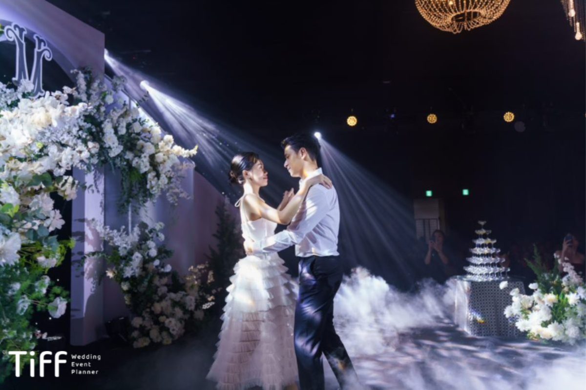 Nhạc đám cưới sôi động mang đến bầu không khí vui vẻ và kết nối khách mời. (Ảnh: TIFF.vn)