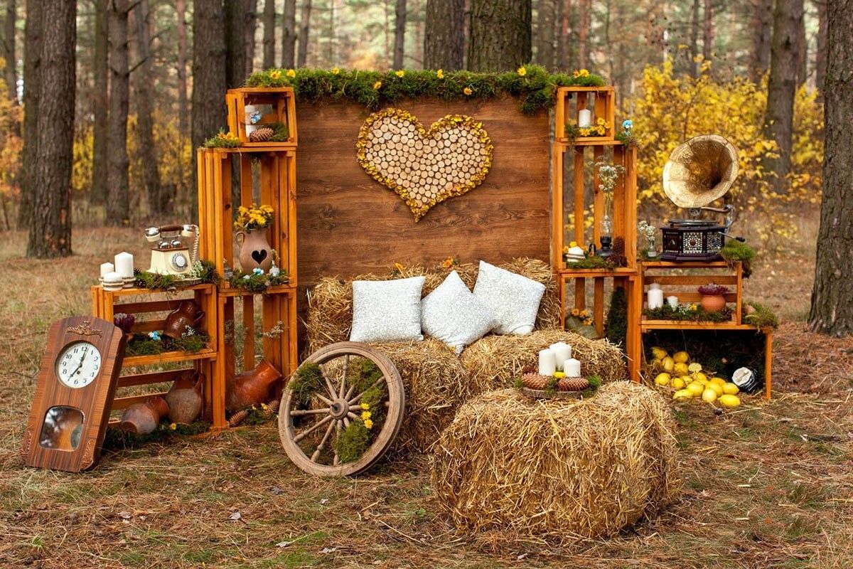 Góc photobooth vintage swing sofa fire pit tạo ấm cúng (Ảnh: Sưu tầm) 