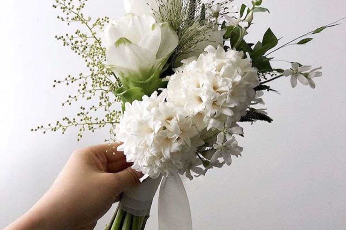 Phụ kiện hoa tạo chất nghệ thuật (Ảnh: Sưu tầm)