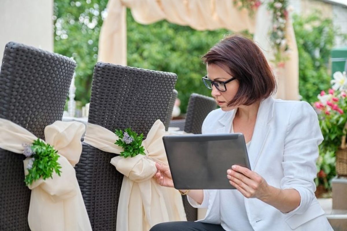 Wedding Coordinator là người điều phối chuyên trách giúp bạn an tâm tận hưởng lễ cưới (Ảnh: Sưu tầm) 