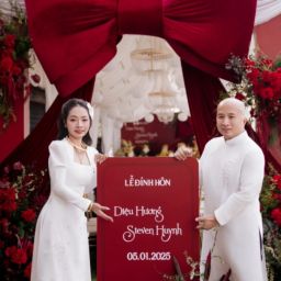 đám cưới tone đỏ rượu