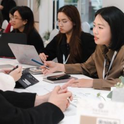 có nên thuê Wedding Planner