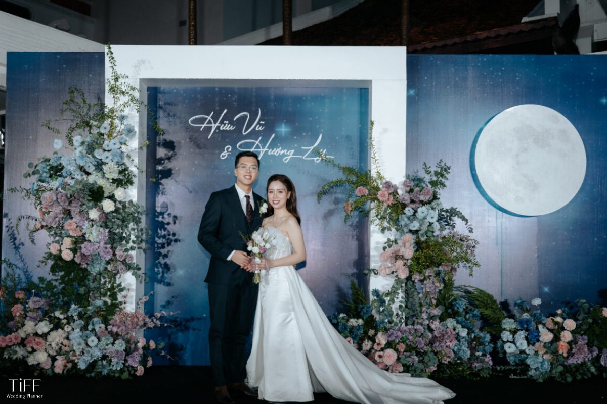 Photobooth được trang trí với tone Xanh - Trắng thanh lịch. (ẢNH: TIFF.vn)