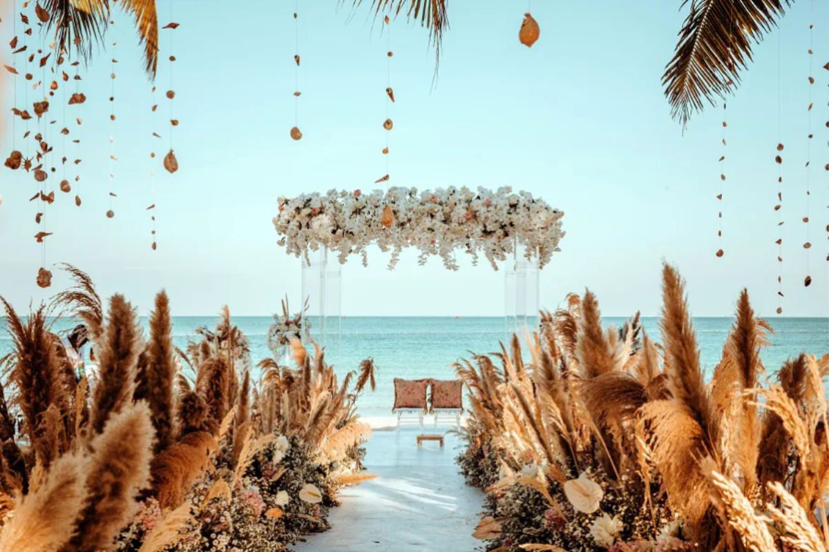 Lễ cưới phong cách châu Âu bên bờ biển JW Marriott Phu Quoc lãng mạn (Ảnh: Sưu tầm)