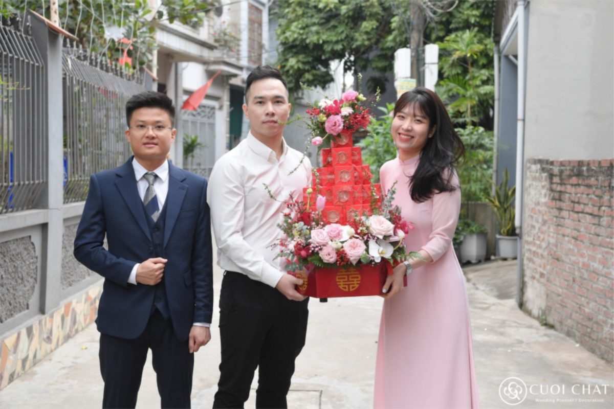 Tráp bánh phu thê, biểu tượng tình cảm đôi lứa. (Ảnh: TIFF.vn)