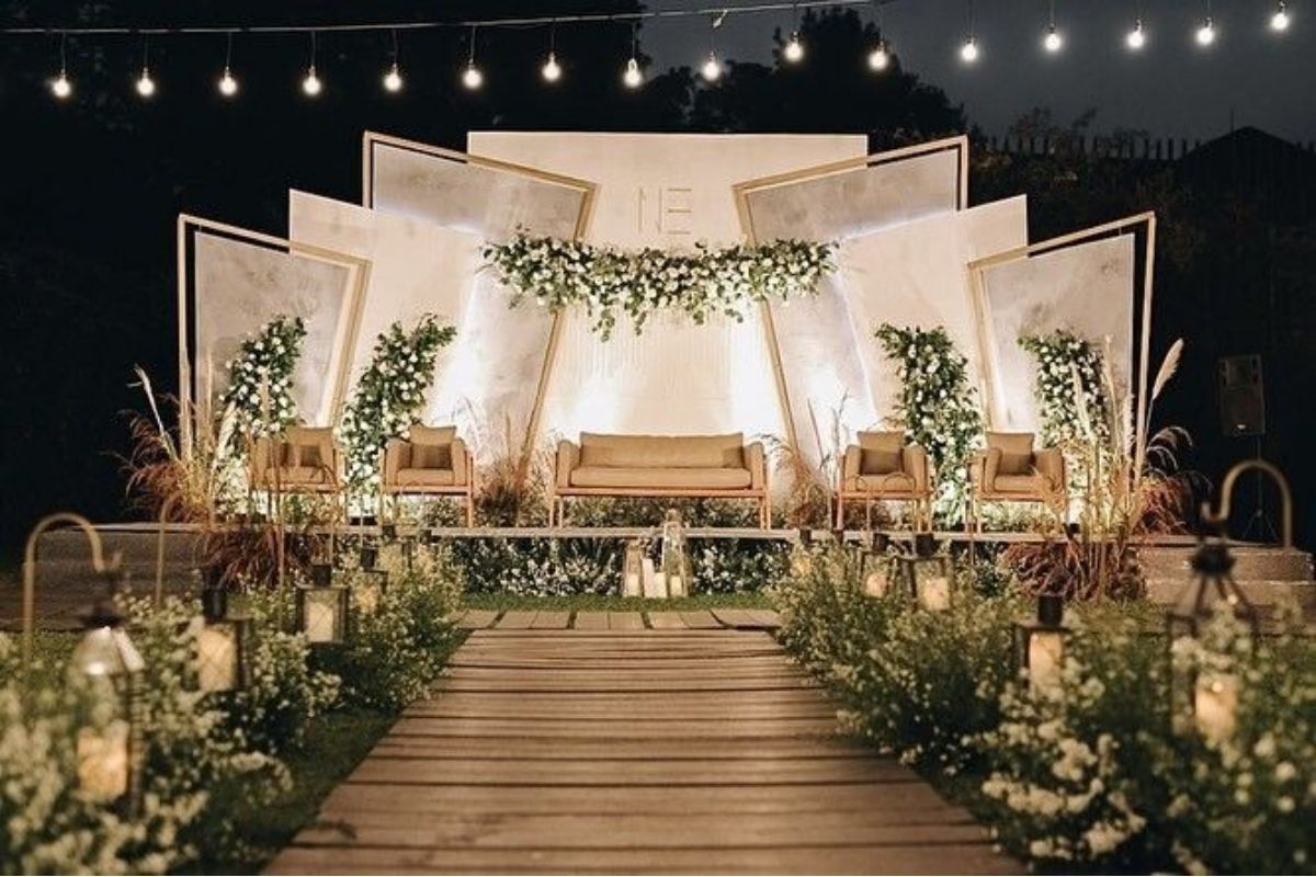 Backdrop trang trí Destination Wedding (Ảnh: sưu tầm)