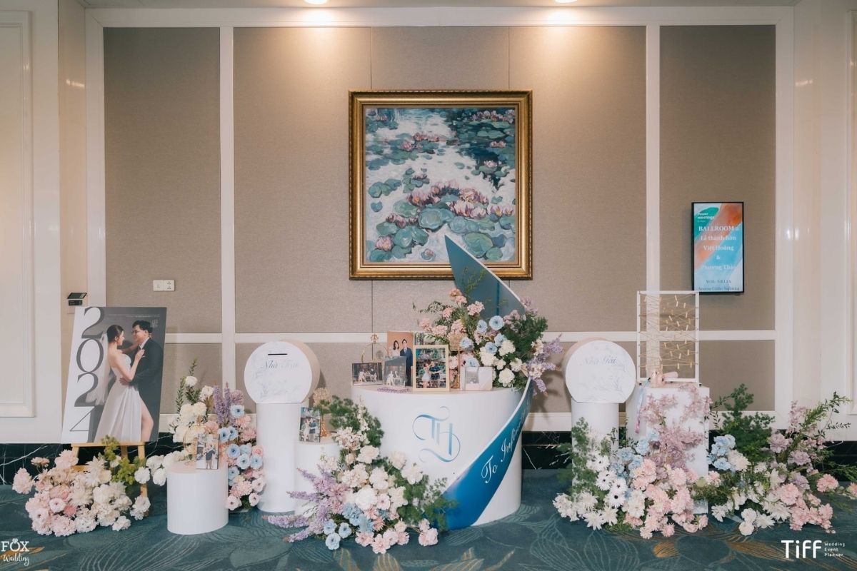 Bàn Gallery To Infinity and Beyond (Ảnh:TIFF.vn)