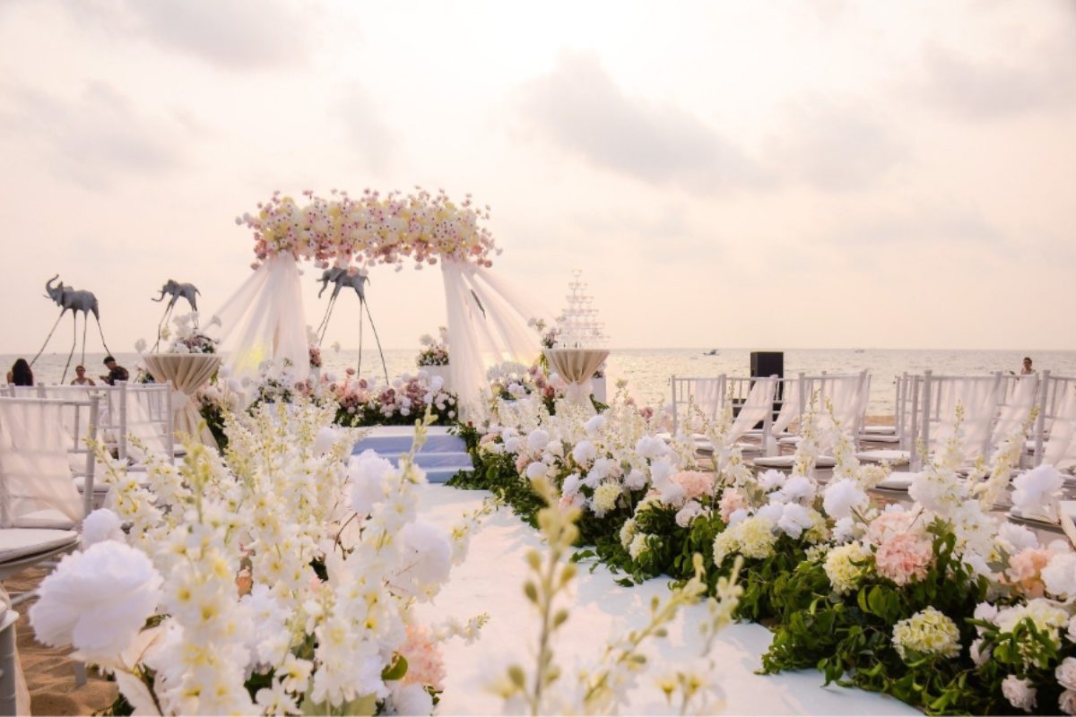 Đám cưới ngoài trời tuyệt đẹp tại Sunset Sanato (Ảnh: Sưu tầm)