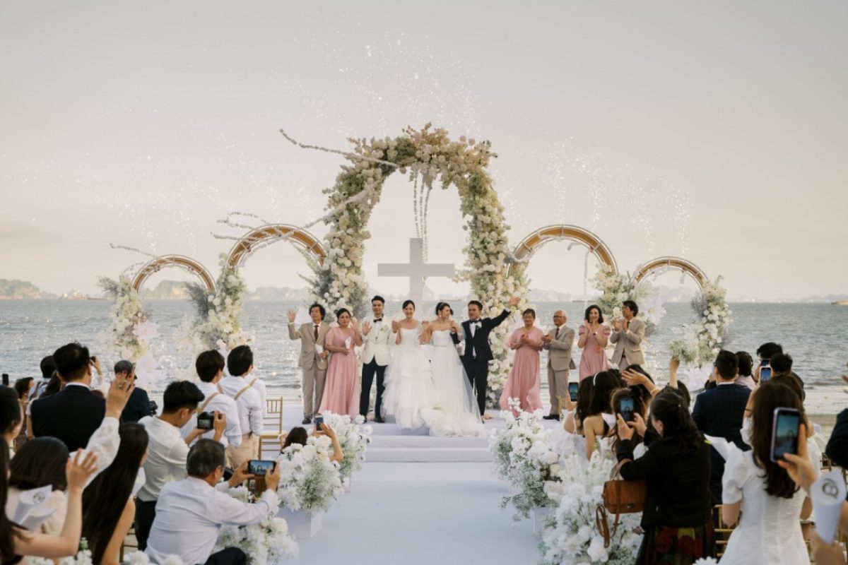 Hạ Long – điểm đến lý tưởng cho Intimate Wedding ấm cúng và riêng tư. (Ảnh: Sưu tầm)