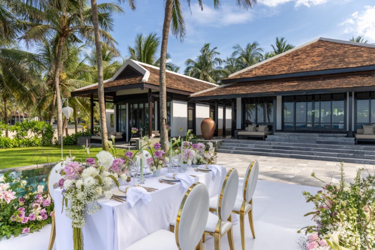 Tiệc cưới sang trọng tại Four Seasons The Nam Hai, Hội An. (Ảnh: Sưu tầm)