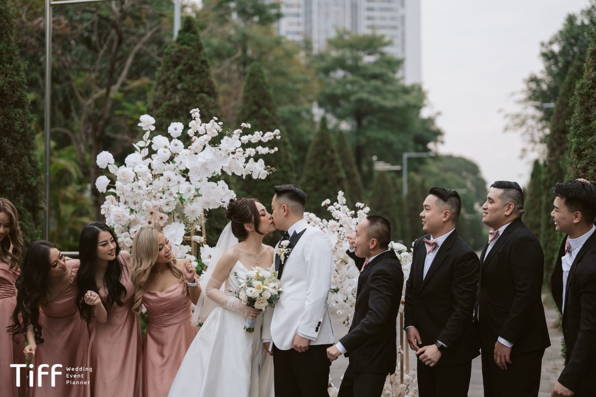 Intimate wedding là phong cách đang được ưa chuộng hiện nay (Ảnh: TIFF.vn)