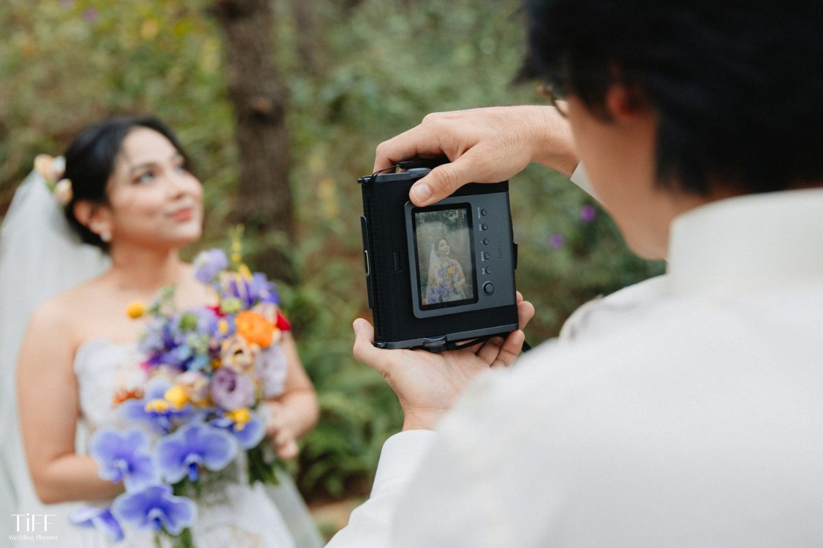 Đừng quên ghi lại trọn vẹn những khoảnh khắc đáng nhớ trong ngày trọng đại cùng các đơn vị quay chụp chuyên nghiệp. (ẢNH: TIFF)