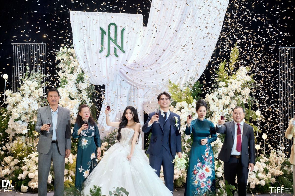 Không gian nhẹ nhàng, hòa quyện cùng cảm xúc cặp đôi (Ảnh: TIFF)