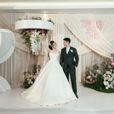 Trang Trí Tiệc Cưới Tại Khách Sạn Sheraton Hanoi – Gợi Ý Mẫu Ấn Tượng (1)