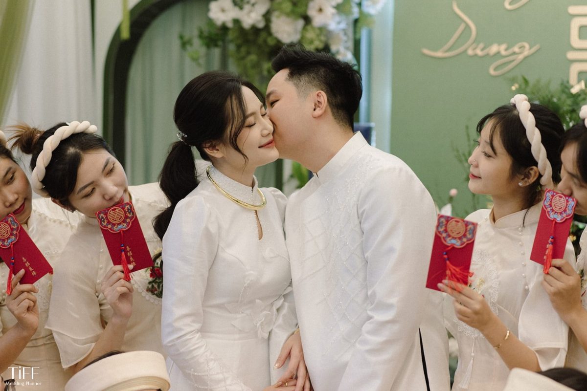 Giá dịch vụ trang trí tiệc cưới tại tư gia không cố định mà sẽ thay đổi tùy thuộc vào nhiều yếu tố. (ẢNH: TIFF.vn)