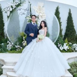 mẫu trang trí tiệc cưới ngoài trời tại Sen Star Palace