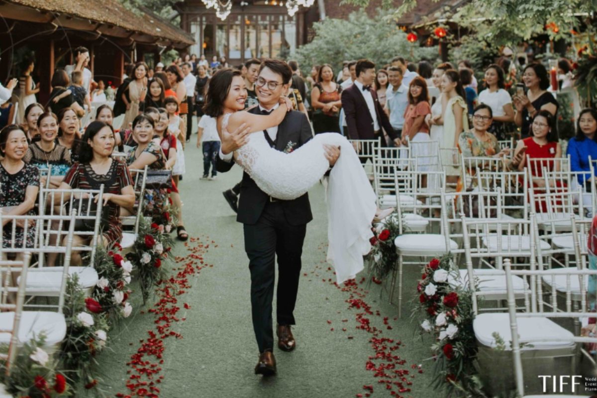 Không gian tiệc Modern Greenery tại Softwater tạo cảm giác gần gũi thiên nhiên. (Ảnh: TIFF.vn) 