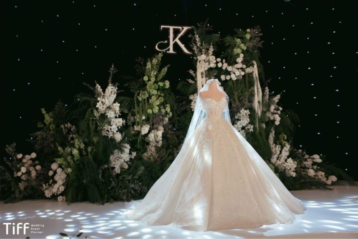 Concept decor thanh lịch giữa không gian hội trường tại Sheraton (Ảnh: TIFF.vn) 