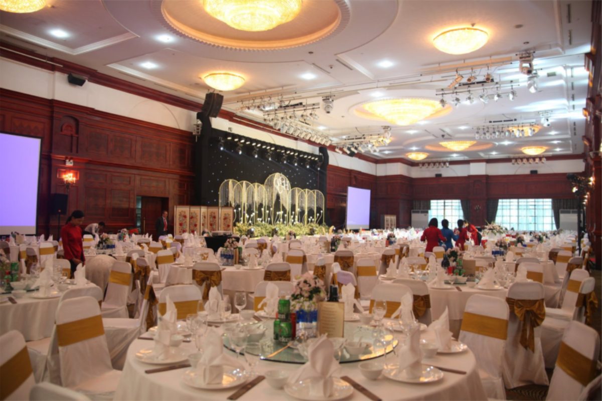 Crystal Hall tại Grand Plaza Hanoi – sảnh tiệc ấm cúng, trần cao sang trọng (Ảnh: Sưu tầm) 