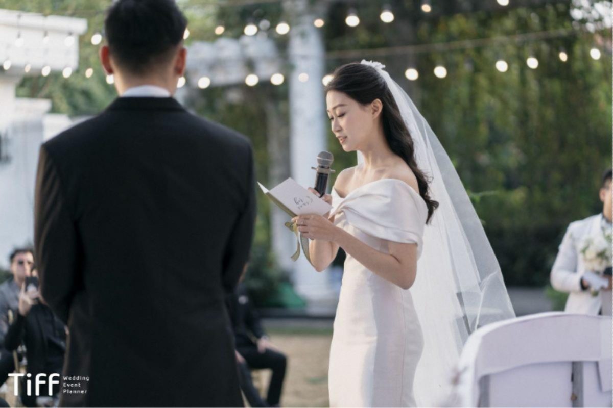 Bài phát biểu của cô dâu và chú rể trong đám cưới (Ảnh: TIFF.vn)