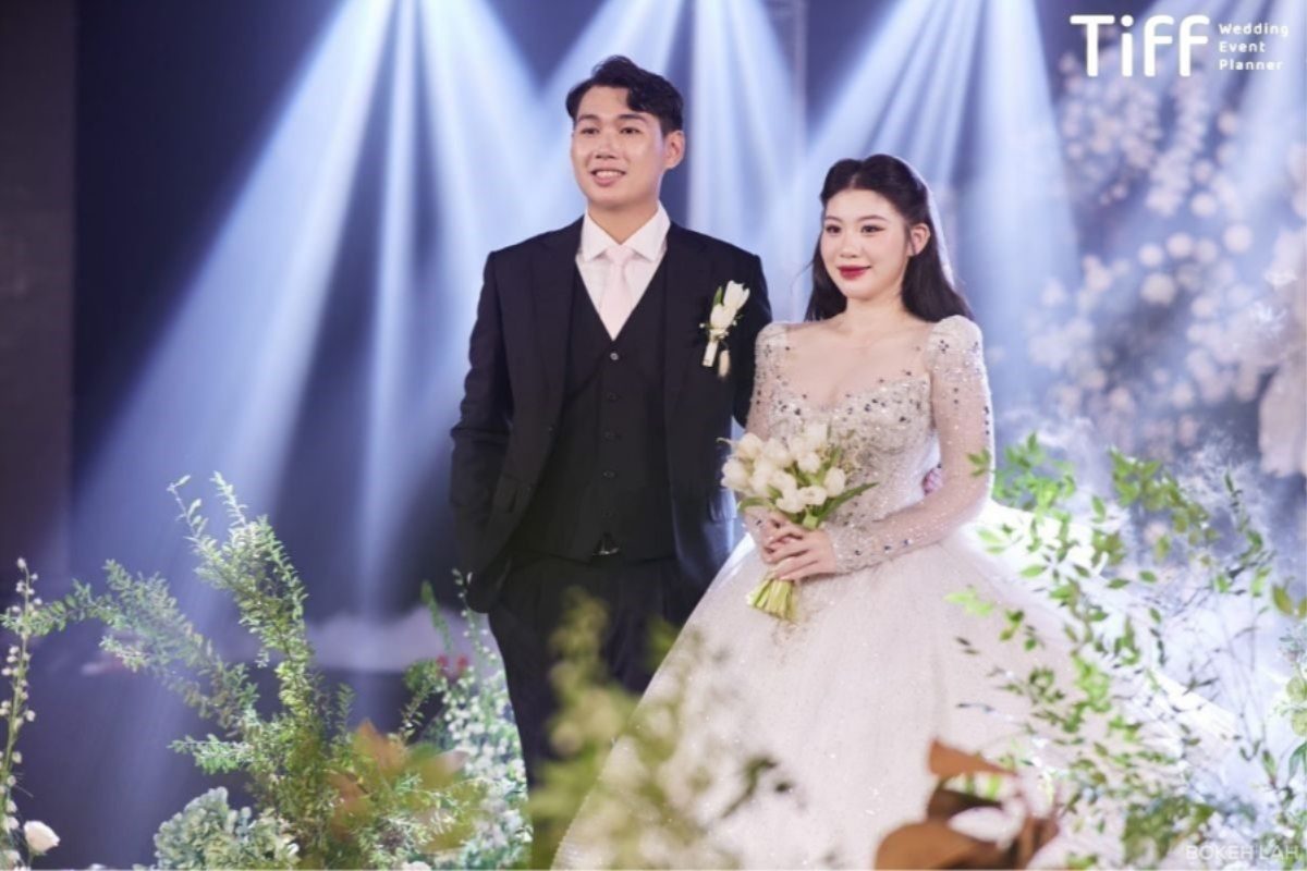 Chọn ngày cưới hợp tuổi vợ chồng. (Ảnh: TIFF.vn)