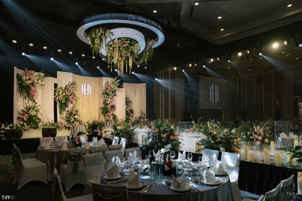 Không gian tiệc cưới Melia gợi cảm hứng về tình yêu hiện đại (Ảnh: TIFF)